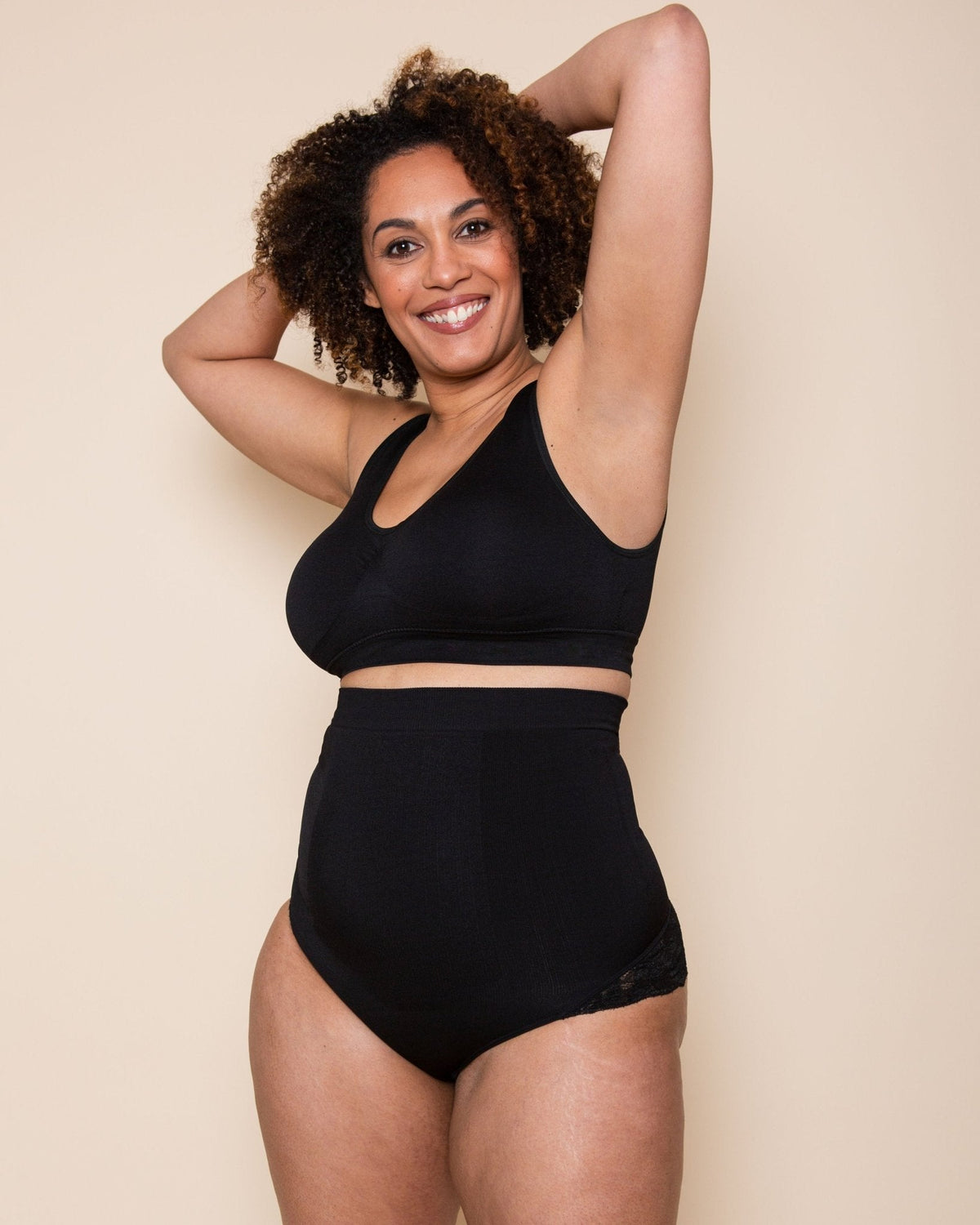 Culotte gainante en dentelle - Rosalia